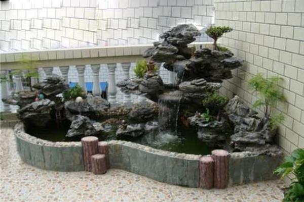 假山墓地风水